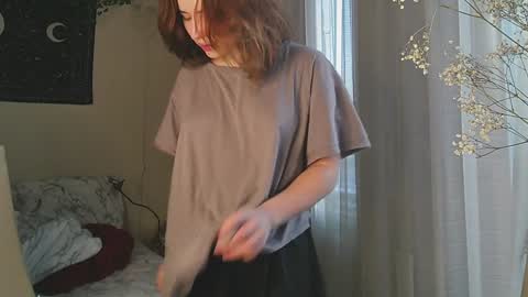 Aurora online show from February 2025 01:21:02 AM