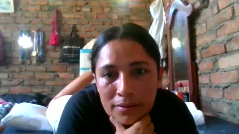 auroraangels1 online show from May 2026 02:12:01 PM