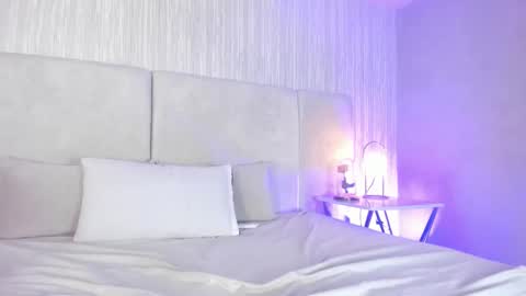 Snapshot of auroradurand chatting on February 2025 12:21:02 AM ... ... online show from February 2025 12:21:02 AM