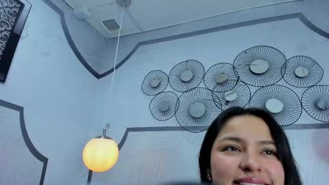 Snapshot of auroragracce chatting on April 2026 11:34:01 AM AuroraGracce online show from April 2026 11:34:01 AM