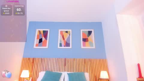 Aurora online show from April 2026 09:19:01 PM