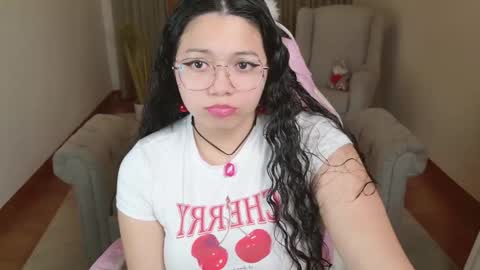 Snapshot of aurorasiera chatting on February 2026 10:30:02 PM Aurora online show from February 2026 10:30:02 PM