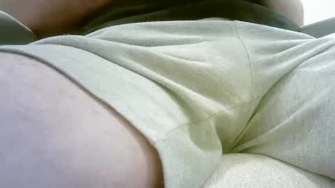 Snapshot of aussie5892 chatting on January 2025 08:09:02 AM Justin online show from January 2025 08:09:02 AM