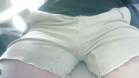 Snapshot of aussie5892 chatting on September 2025 12:22:02 AM Justin online show from September 2025 12:22:02 AM