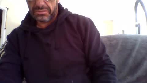 Snapshot of aussieguy59660 chatting on October 2025 12:09:01 AM aussieguy59660 online show from October 2025 12:09:01 AM