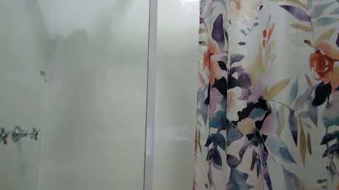 Milf4u online show from December 2024 11:39:01 AM