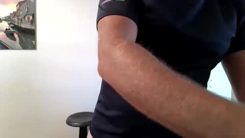 aussiemaninmelbourne online show from April 2026 12:20:02 AM