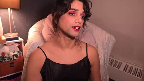 Snapshot of aussiepublictitties chatting on December 2025 12:09:02 AM Ray online show from December 2025 12:09:02 AM