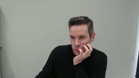 Snapshot of aussiesurfer0000 chatting on December 2025 06:41:01 AM aussiesurfer0000 online show from December 2025 06:41:01 AM