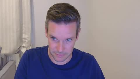 Snapshot of aussiesurfer0000 chatting on March 2026 04:28:02 AM aussiesurfer0000 online show from March 2026 04:28:02 AM