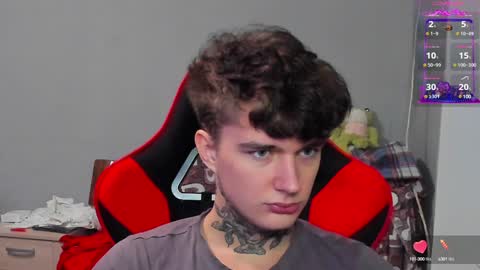 Snapshot of austen_milker chatting on January 2025 04:28:02 PM Austen online show from January 2025 04:28:02 PM