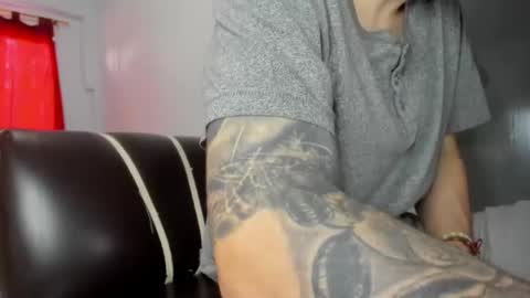 Snapshot of austin1119a chatting on January 2025 06:33:02 PM austin1119a online show from January 2025 06:33:02 PM