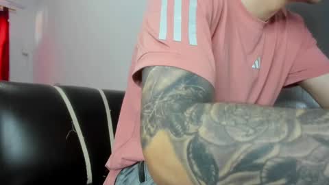 Snapshot of austin1119a chatting on January 2025 05:27:01 PM austin1119a online show from January 2025 05:27:01 PM