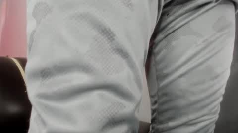 Snapshot of austin1119a chatting on January 2025 05:30:02 PM austin1119a online show from January 2025 05:30:02 PM