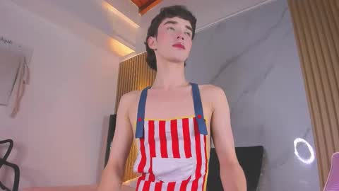 Snapshot of austin_rouse chatting on December 2025 07:30:02 PM austin_rouse online show from December 2025 07:30:02 PM