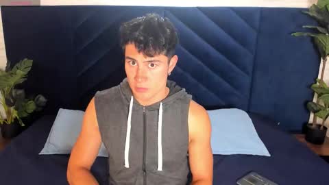 Snapshot of austinjones_ chatting on January 2026 07:28:02 PM Austin online show from January 2026 07:28:02 PM