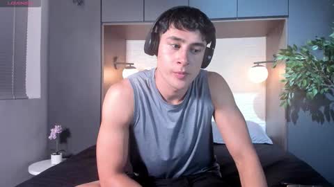 Snapshot of austinjones_ chatting on February 2026 07:12:01 PM Austin online show from February 2026 07:12:01 PM