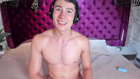 Snapshot of austinjones_ chatting on February 2026 09:11:02 PM Austin online show from February 2026 09:11:02 PM