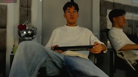 austinreeds online show from March 2026 12:42:02 PM