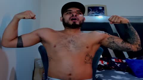 Snapshot of austintorres_ chatting on December 2024 03:51:02 AM AustinTorres online show from December 2024 03:51:02 AM