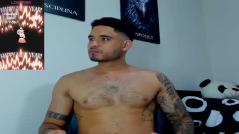 Snapshot of austintorres_ chatting on January 2025 11:00:02 PM AustinTorres online show from January 2025 11:00:02 PM