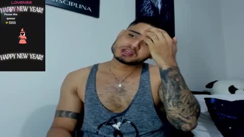 Snapshot of austintorres_ chatting on February 2025 02:56:01 AM AustinTorres online show from February 2025 02:56:01 AM