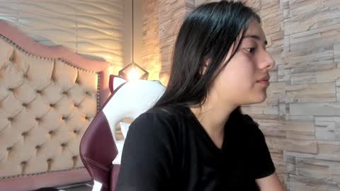 Snapshot of ava_broown chatting on January 2025 02:47:01 AM online show from January 2025 02:47:01 AM