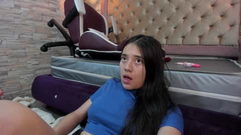 Snapshot of ava_broown chatting on January 2025 12:04:02 AM online show from January 2025 12:04:02 AM