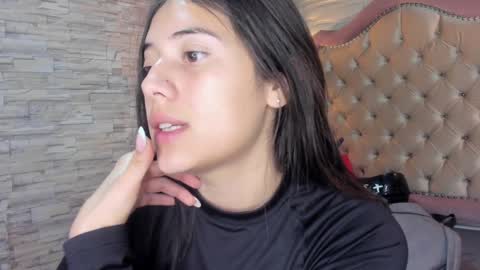 Snapshot of ava_broown chatting on January 2025 07:13:02 PM online show from January 2025 07:13:02 PM