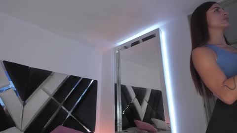 Snapshot of ava_fontana2 chatting on February 2025 08:17:02 PM Ava Fontana online show from February 2025 08:17:02 PM