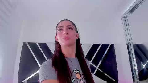 Snapshot of ava_fontana2 chatting on October 2025 07:19:02 PM Ava Fontana online show from October 2025 07:19:02 PM