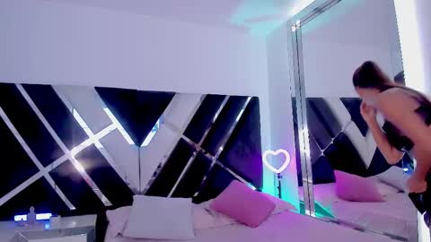 Snapshot of ava_fontana2 chatting on February 2026 11:15:02 PM Ava Fontana online show from February 2026 11:15:02 PM