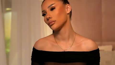 Ava online show from April 2026 01:36:01 AM