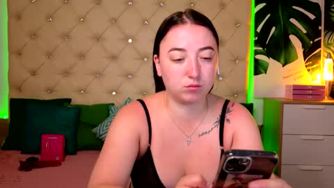 Ava online show from May 2026 04:52:02 AM