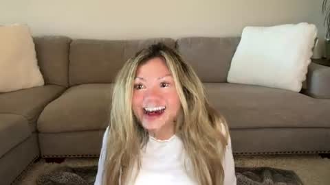 Little Ava  online show from July 2026 06:10:01 PM