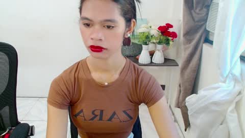 avacadaxcx online show from April 2026 12:04:01 AM