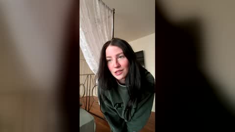 avallanchee online show from May 2026 12:52:01 AM