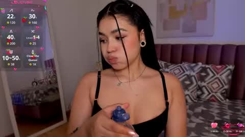 Snapshot of avascott_ chatting on November 2025 06:15:01 PM Ava online show from November 2025 06:15:01 PM