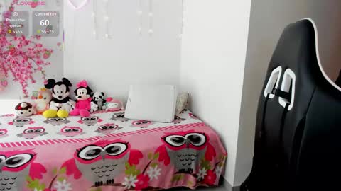 Snapshot of avascott_ chatting on January 2026 06:20:01 PM Ava online show from January 2026 06:20:01 PM