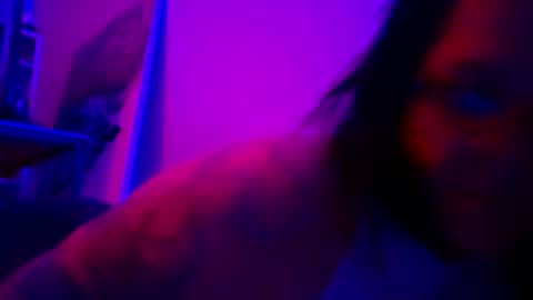 Ava  online show from September 2025 07:56:02 AM