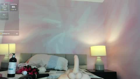 avawhiite online show from April 2026 09:19:01 PM