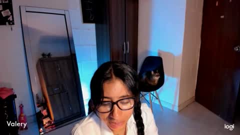 Valery -- online show from November 2025 02:22:02 AM