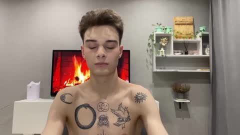 Snapshot of avegothy chatting on January 2025 05:42:02 PM gothy 3 online show from January 2025 05:42:02 PM