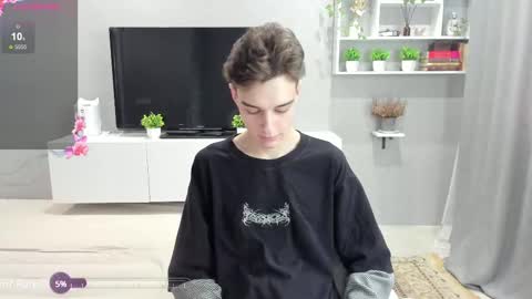 Snapshot of avegothy chatting on February 2025 12:38:02 PM gothy 3 online show from February 2025 12:38:02 PM