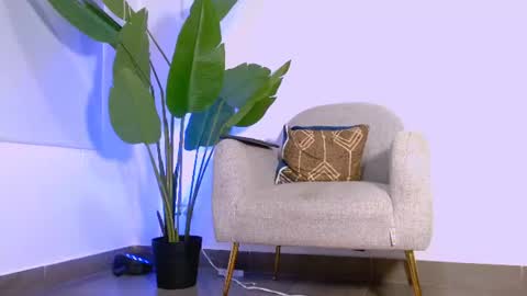 Hi im aqua is nice with me online show from June 2026 07:13:01 PM