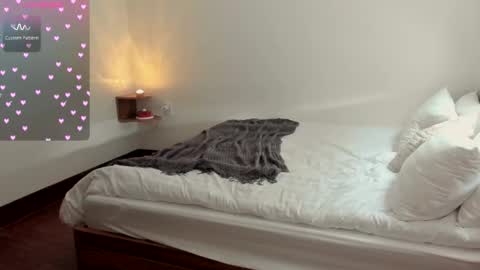 Snapshot of aveme_melissa chatting on October 2025 12:21:02 AM aveme_melissa online show from October 2025 12:21:02 AM