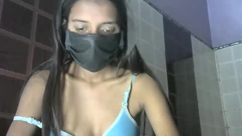Snapshot of avery_lust01 chatting on April 2026 05:45:02 AM avery_lust01 online show from April 2026 05:45:02 AM