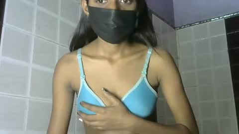 Snapshot of avery_lust01 chatting on May 2026 06:32:03 AM avery_lust01 online show from May 2026 06:32:03 AM