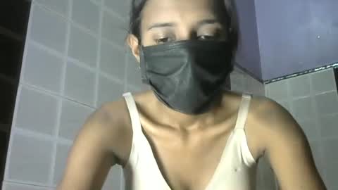 Snapshot of avery_lust01 chatting on May 2026 05:02:02 AM avery_lust01 online show from May 2026 05:02:02 AM