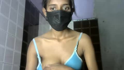 Snapshot of avery_lust01 chatting on May 2026 05:57:02 AM avery_lust01 online show from May 2026 05:57:02 AM